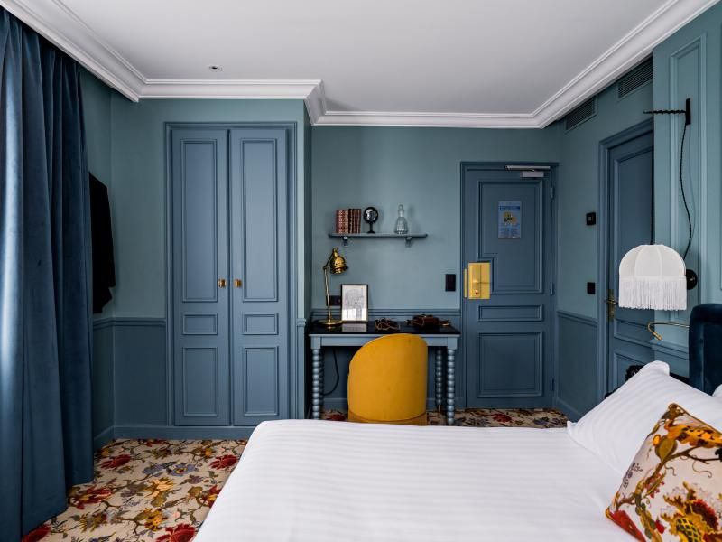 Hotel Duquesne Eiffel – Room 55 with Eiffel Tower View
